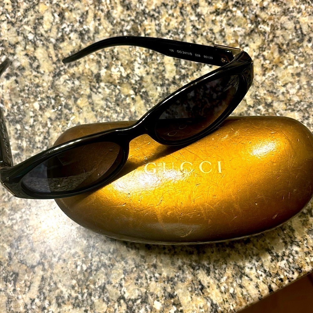 Gucci Black Sunglasses with Gold Case
